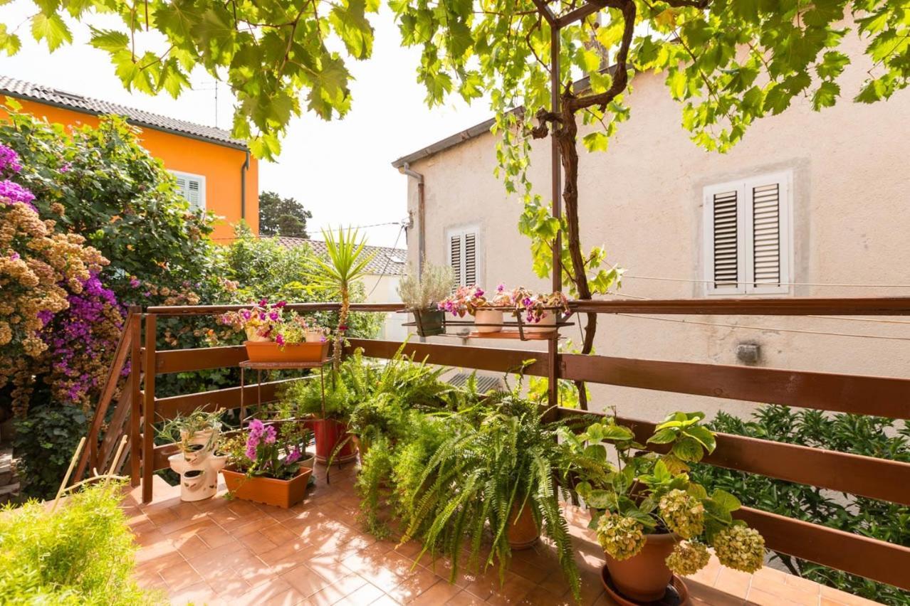 Apartments By The Sea Mali Losinj Veli Lošinj Exterior foto